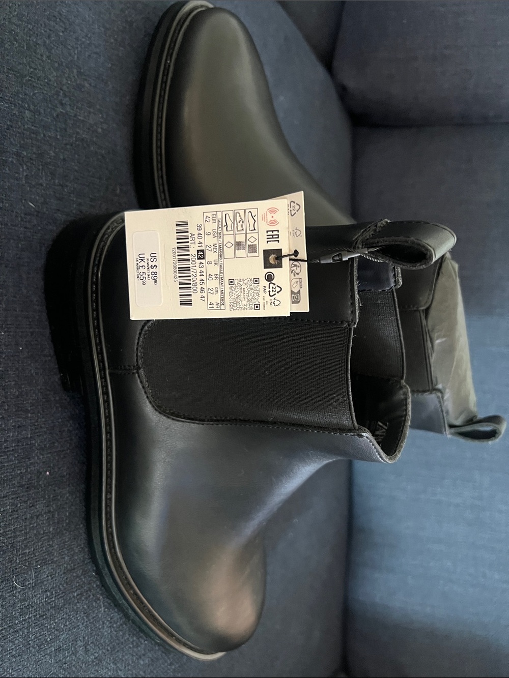 Zara Men's Black Smooth Leather Chelsea Boots